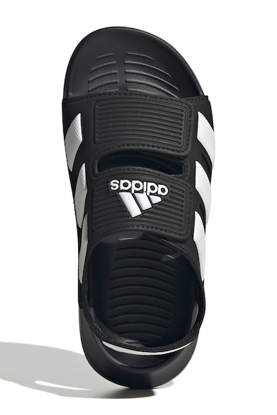adidas Sportswear Alta Swim tépőzáras szandál logóval Lány