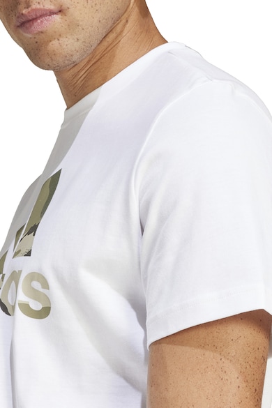 adidas Sportswear Tricou de bumbac cu imprimeu logo Camo Badge Barbati
