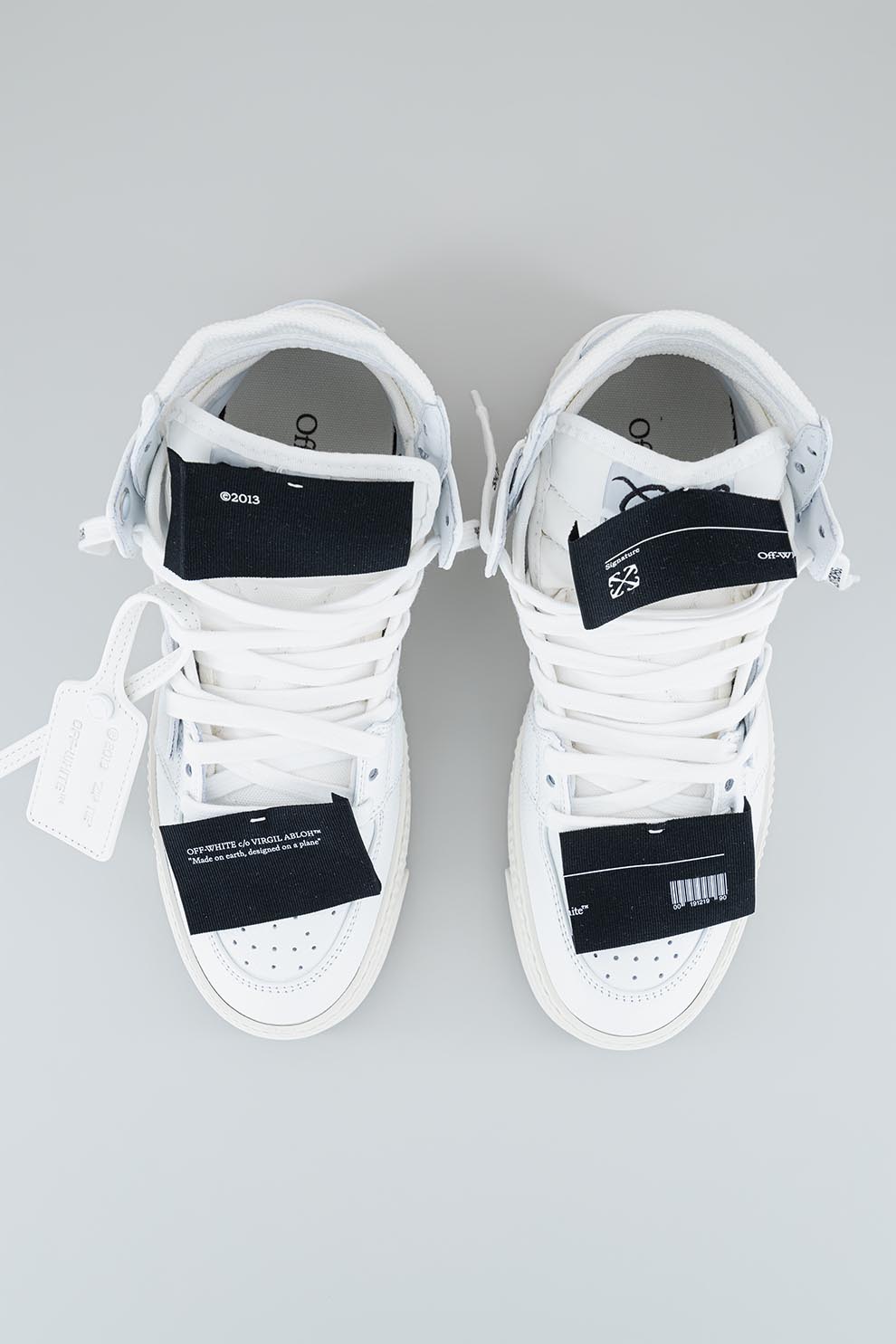 OFF-WHITE Кожени спортни обувки с висок профил Жени