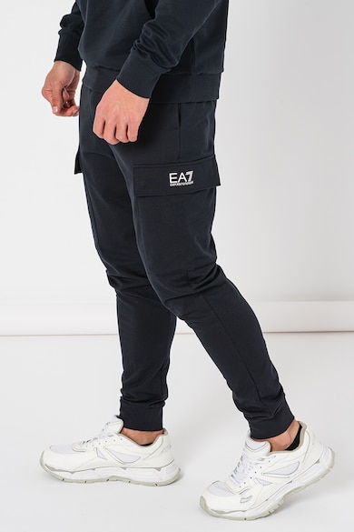 EA7 Pantaloni cargo de trening cu logo Barbati