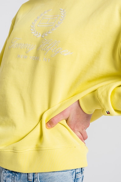 Tommy Hilfiger Kerek nyakú pulóver hímzett logóval női