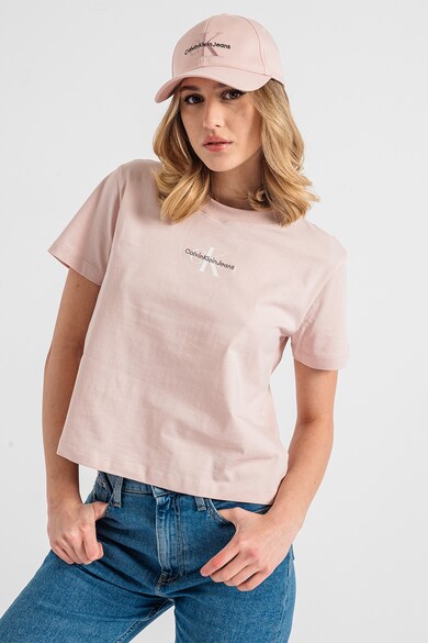 CALVIN KLEIN JEANS Szűk fazonú crop póló logóval női