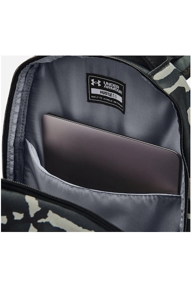 Under Armour Hustle 5.0 sport hátizsák, fekete/sereg zöld női