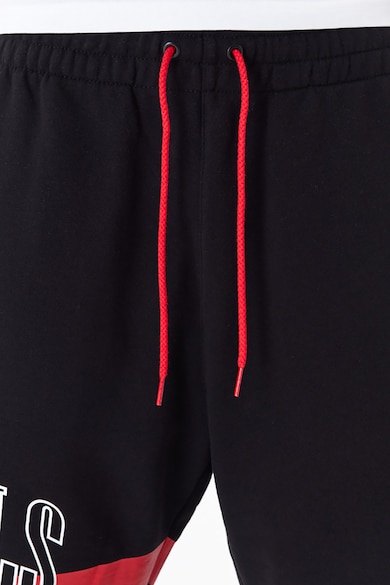 New Era Къс панталон Chicago Bulls с лого и джобове Мъже