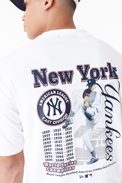 New Era Уголемена тениска с щампа на New York Yankees Мъже