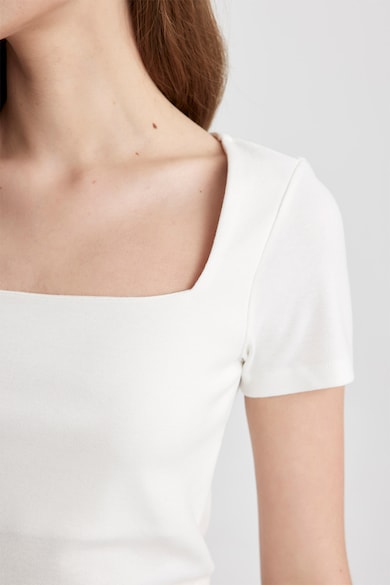 DeFacto Szögletes nyakú póló női