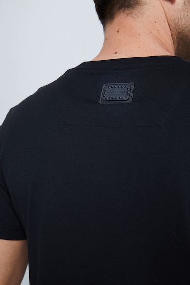 Jeremy Meeks Kerek nyakú organikuspamut póló logómintával férfi
