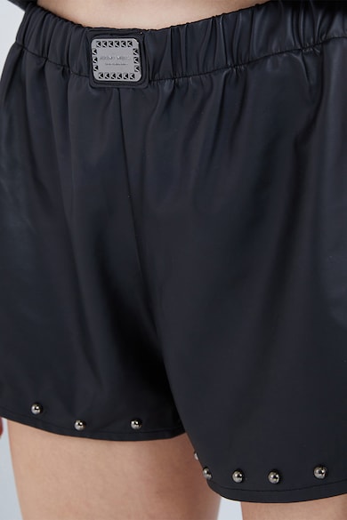 Jeremy Meeks Műbőr rövidnadrág szegecsekkel női