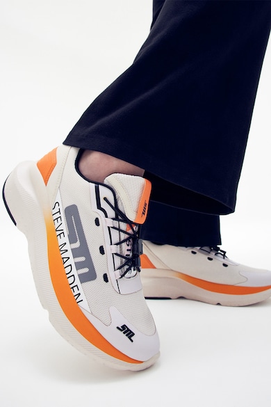 Steve Madden Спортни обувки Elevante 2 от текстил и еко кожа Жени