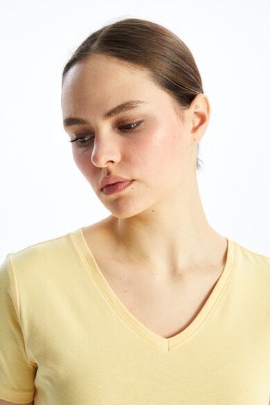 LC WAIKIKI V-nyakú pamuttartalmú póló női