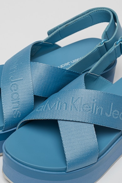 CALVIN KLEIN JEANS Flatform szandál logóval női