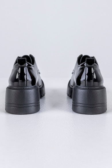 MUSK Лачени обувки от еко кожа с масивен дизайн Жени