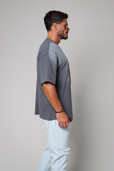 uFIT Памучна тениска с овално деколте и шарка тип батик Мъже