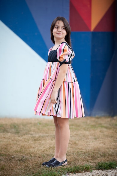 EMMA concept wear Разкроена рокля с квадратно деколте Момичета