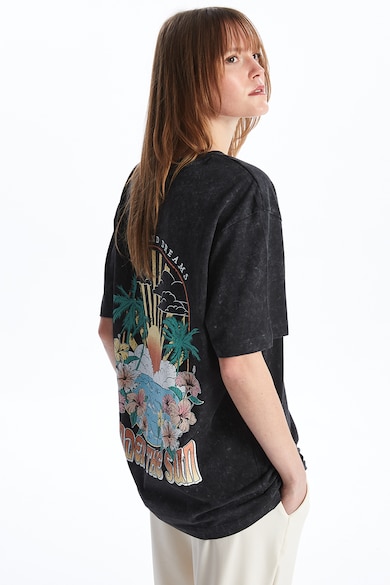 LC WAIKIKI Свободна тениска с овално деколте и графика на гърба Жени