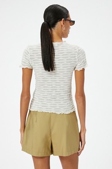 KOTON Тениска с овално деколте и вълнообразни краища Жени