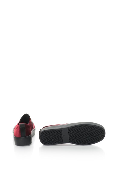 Fiorucci Pantofi slip-on de catifea, brodati, cu margele Femei