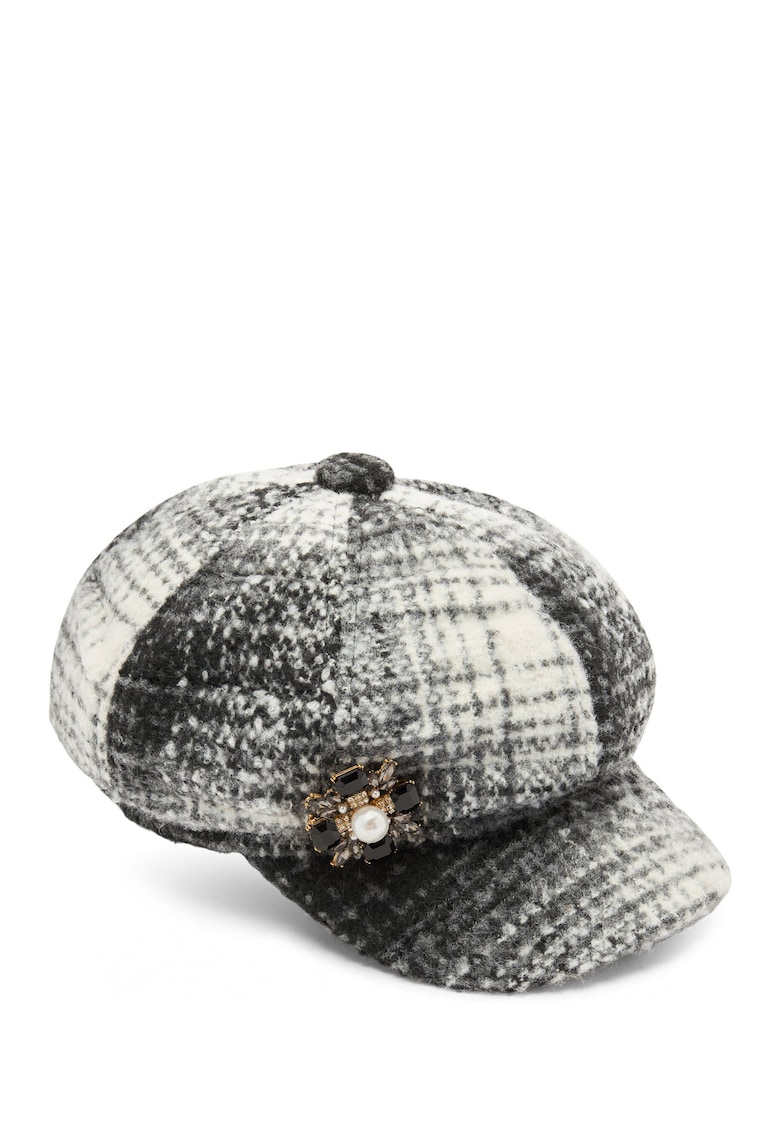 Sapca baker in carouri cu brosa