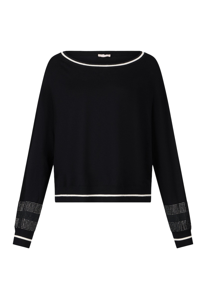 Pulover cu detalii din strasuri si decolteu barcuta