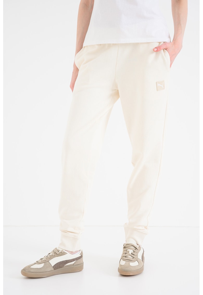 Pantaloni de trening cu aplicatie logo Ess Elevated