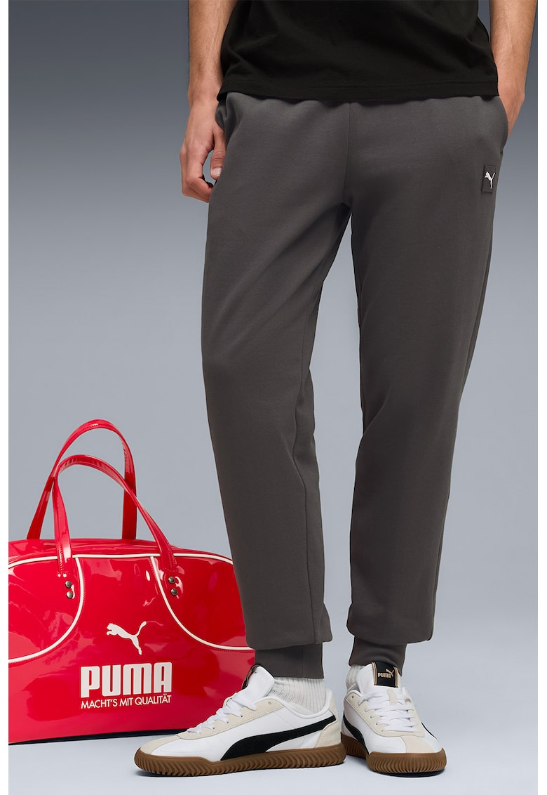 Pantaloni de trening regular fit cu buzunare Ess Elevated