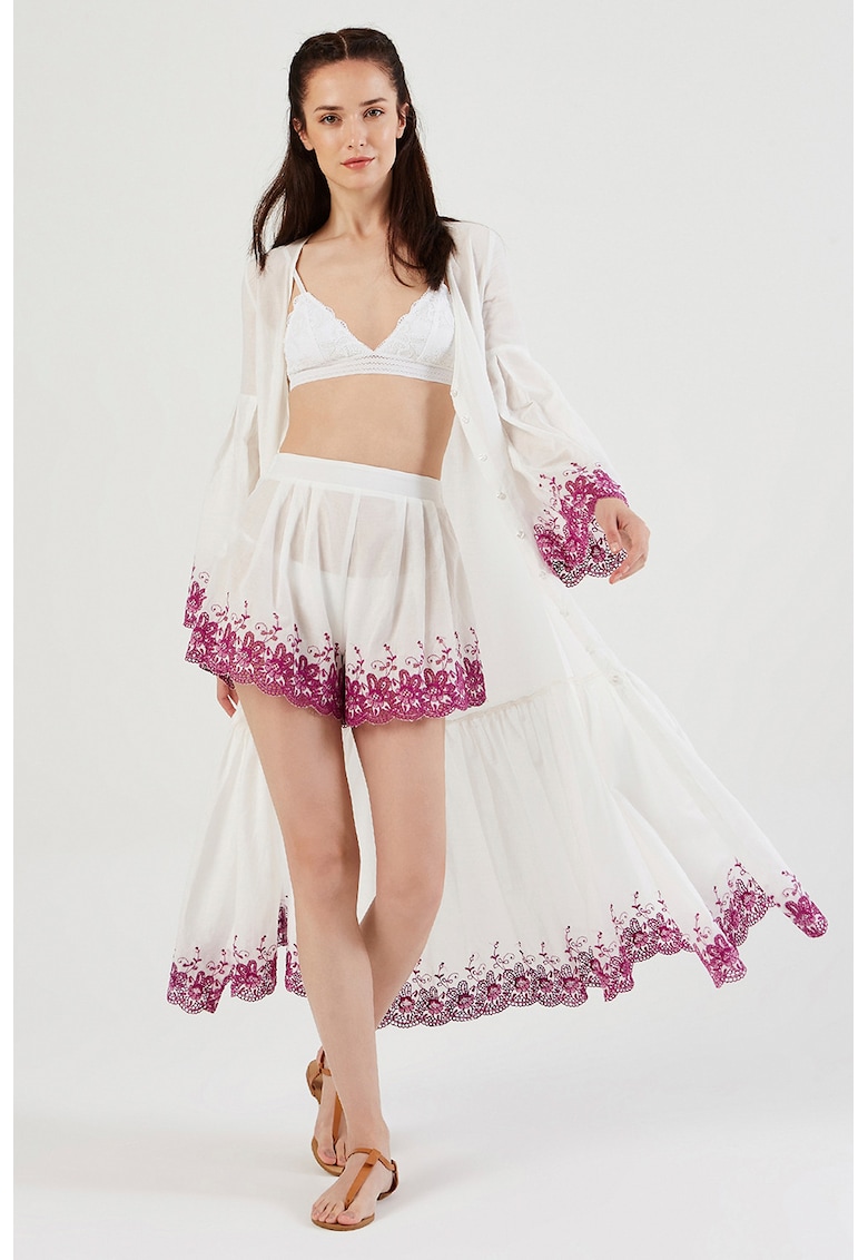 Rochie cu broderie si decolteu in V