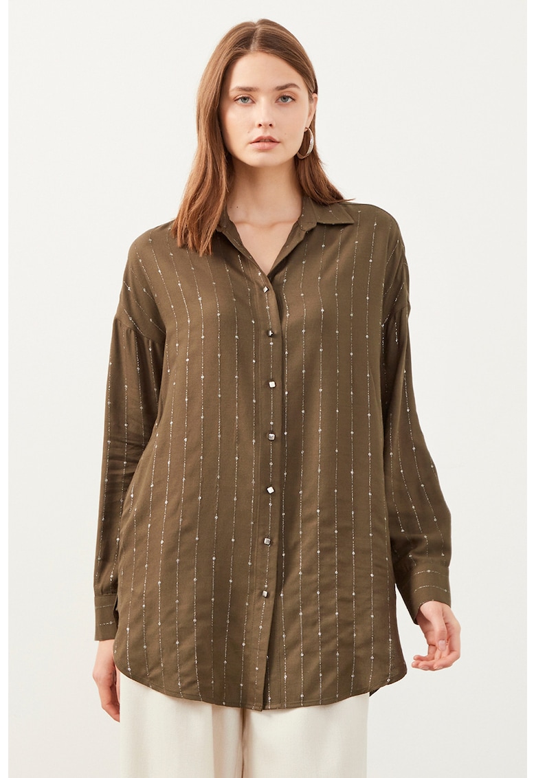 Camasa vaporoasa cu guler clasic