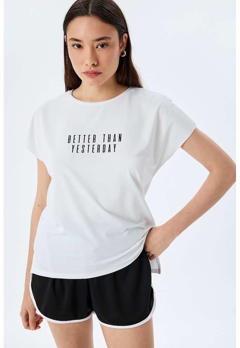 Tricou cu decolteu la baza gatului si imprimeu text - Alb optic