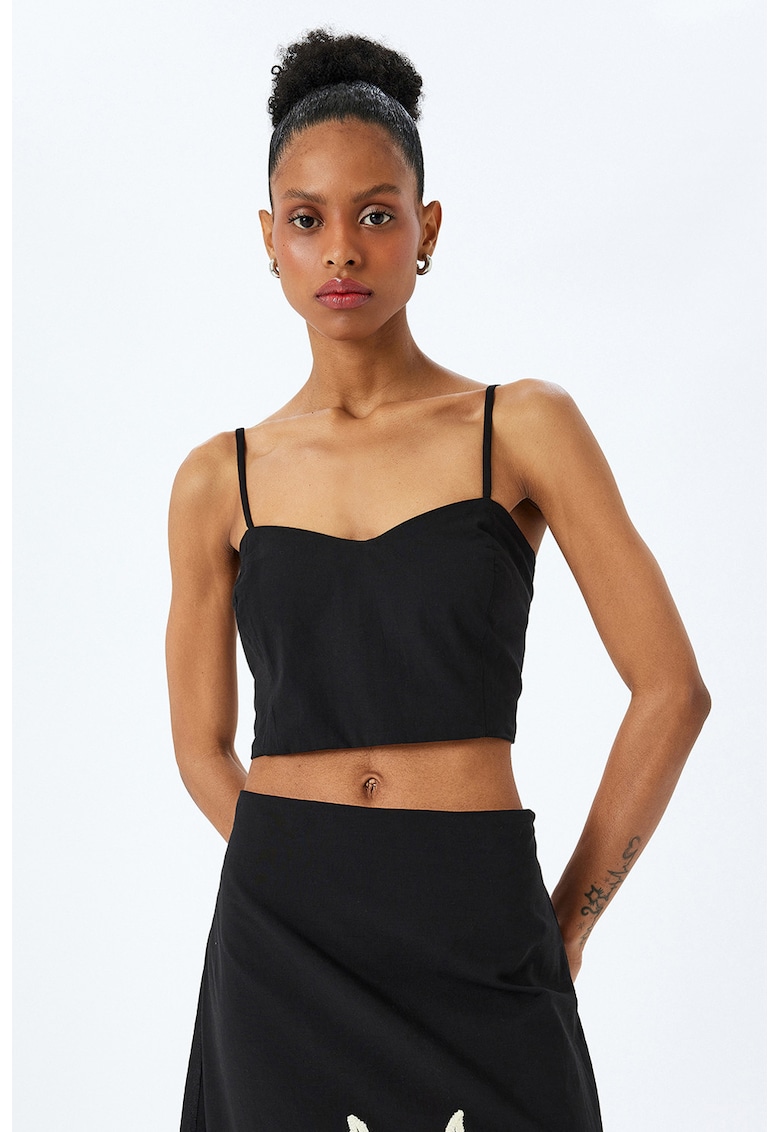 Top crop cu bretele subtiri Top crop cu bretele subtiri