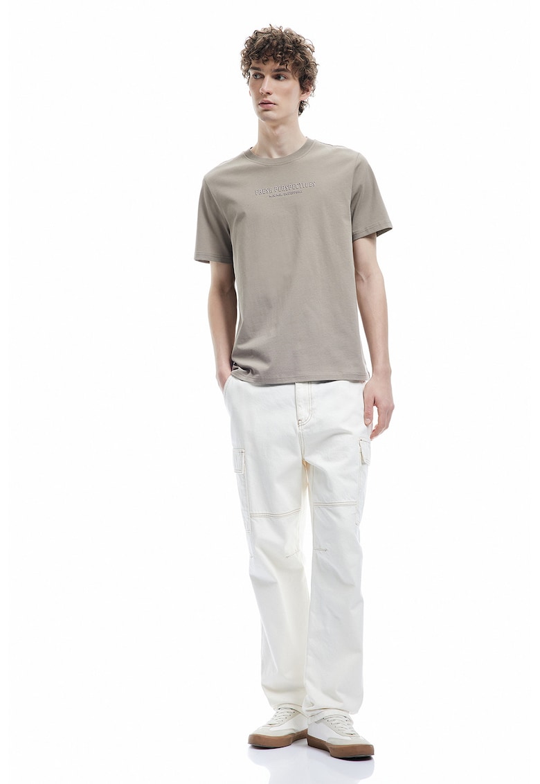 Tricou cu text in relief - Maro
