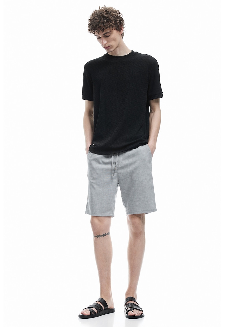 Bermude slim fit cu model uni