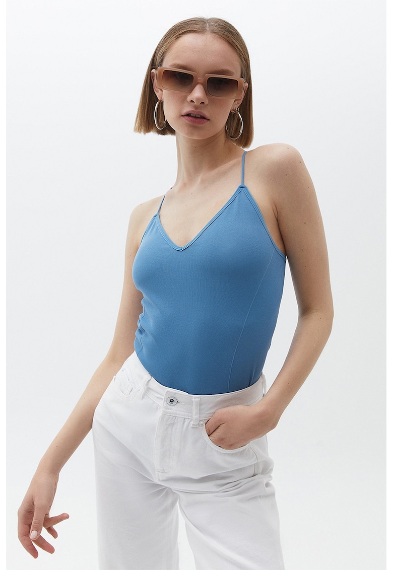 Body uni cu decolteu in V