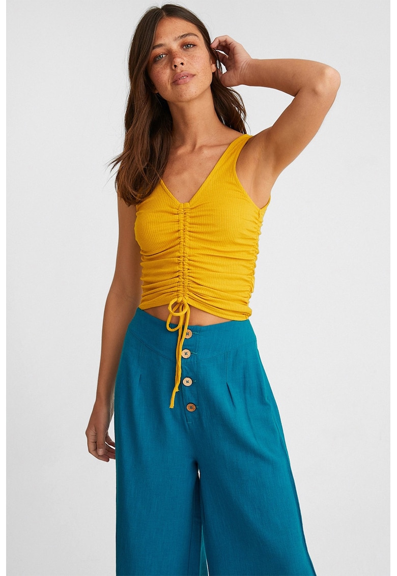 Top crop cu fronseuri frontale