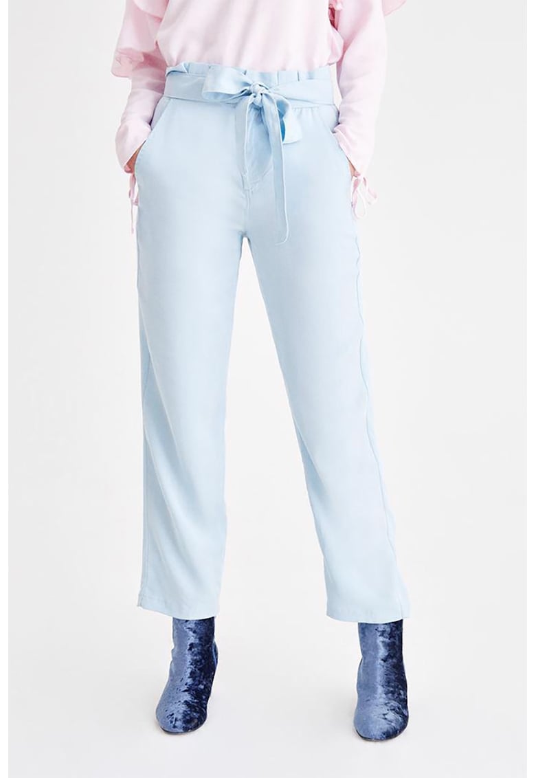 Pantaloni drepti din lyocell cu cordon in talie