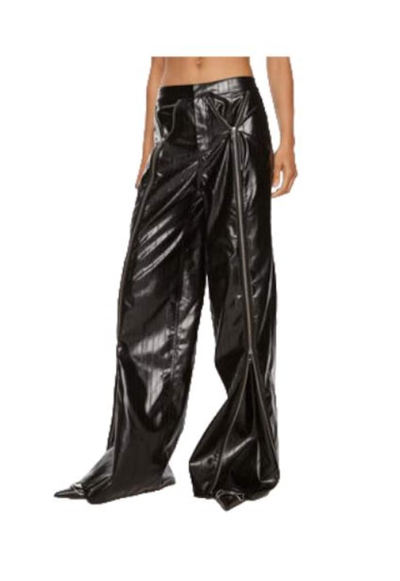 Pantaloni dama imitatie de piele - negru