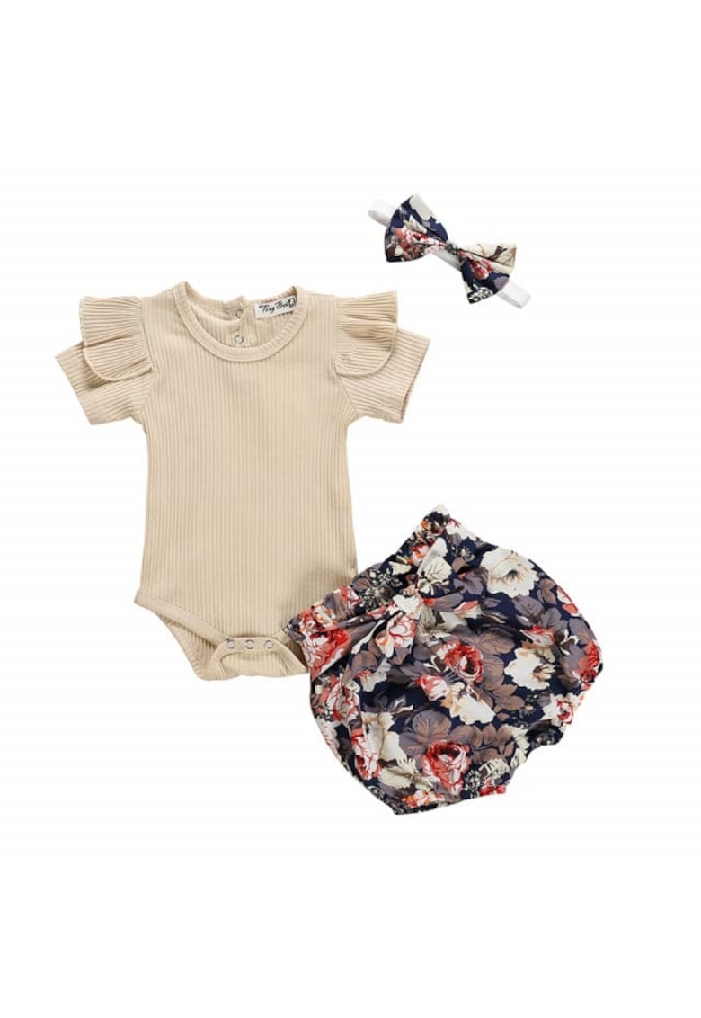 Compleu Model AL 12694 pentru bebelusi cu body crem si pantaloni scurti