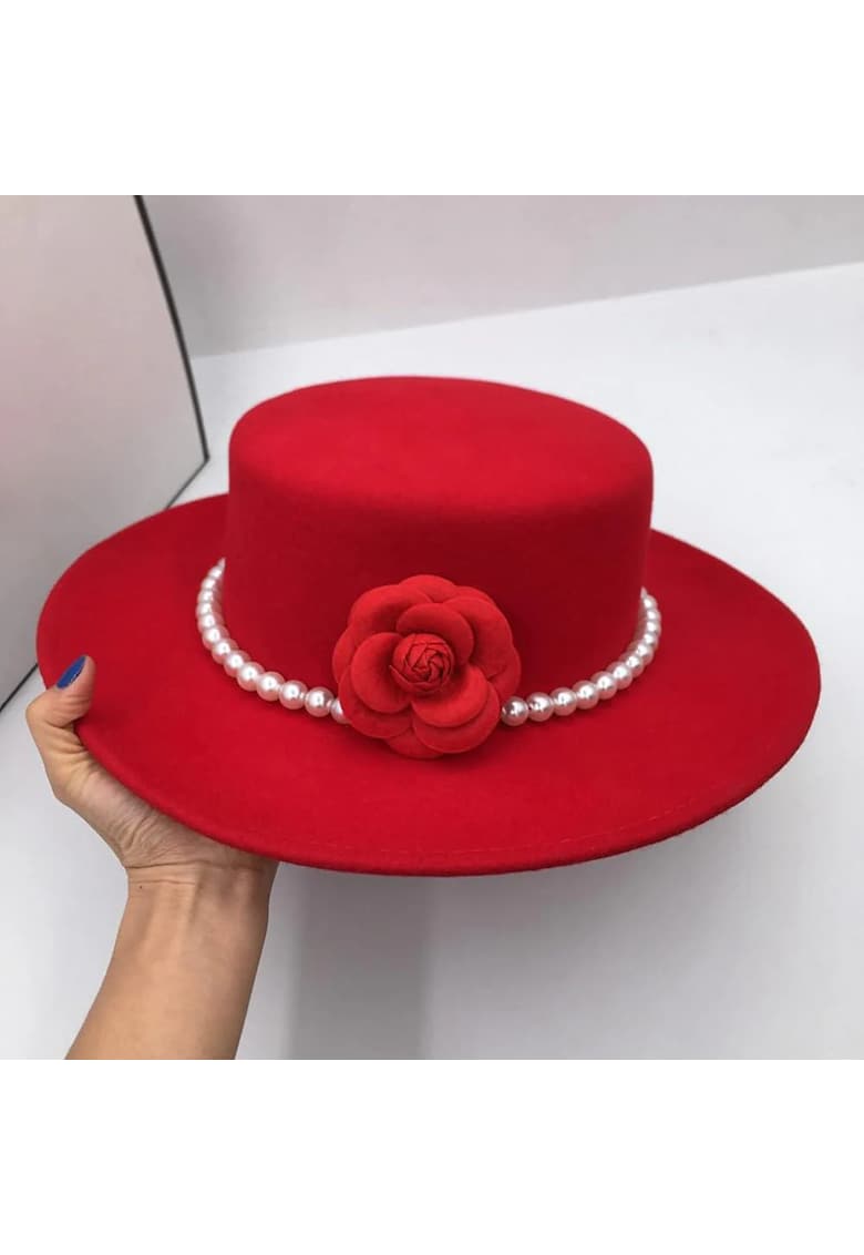 Palarie dama - rosie - cu bor lat - stil canotiera - handmade - cu accesoriu detasabil din perle - Grimkel Palarie dama - rosie - cu bor lat - stil canotiera - handmade - cu accesoriu detasabil din perle - Grimkel