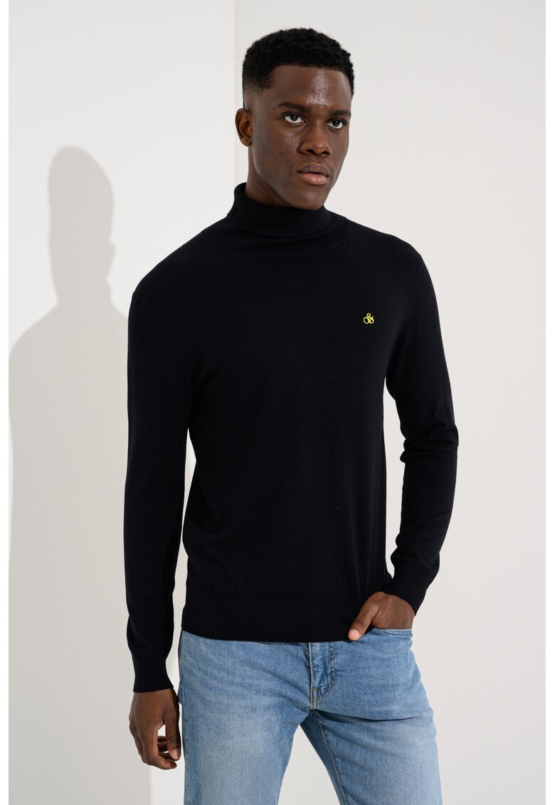 Pulover slim fit cu guler inalt