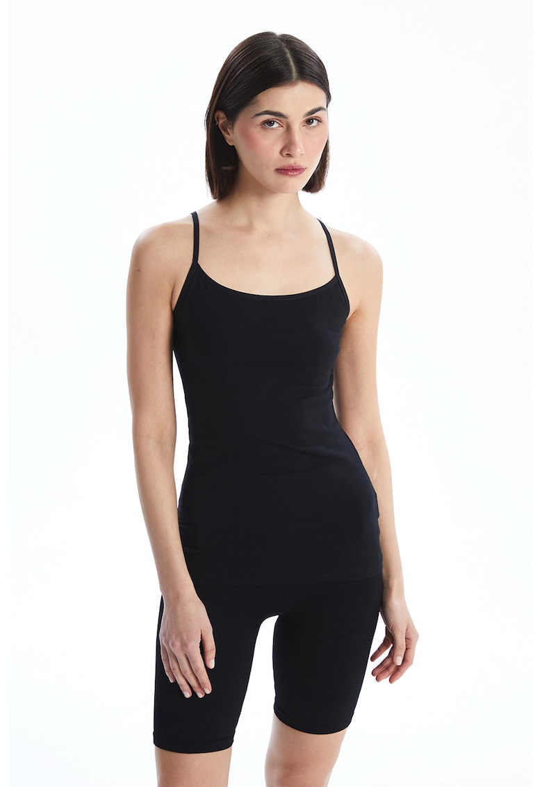 Top slim fit cu bretele ajustabile Top slim fit cu bretele ajustabile
