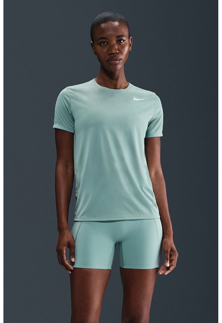 Tricou cu tehnologie Dri-Fit pentru fitness