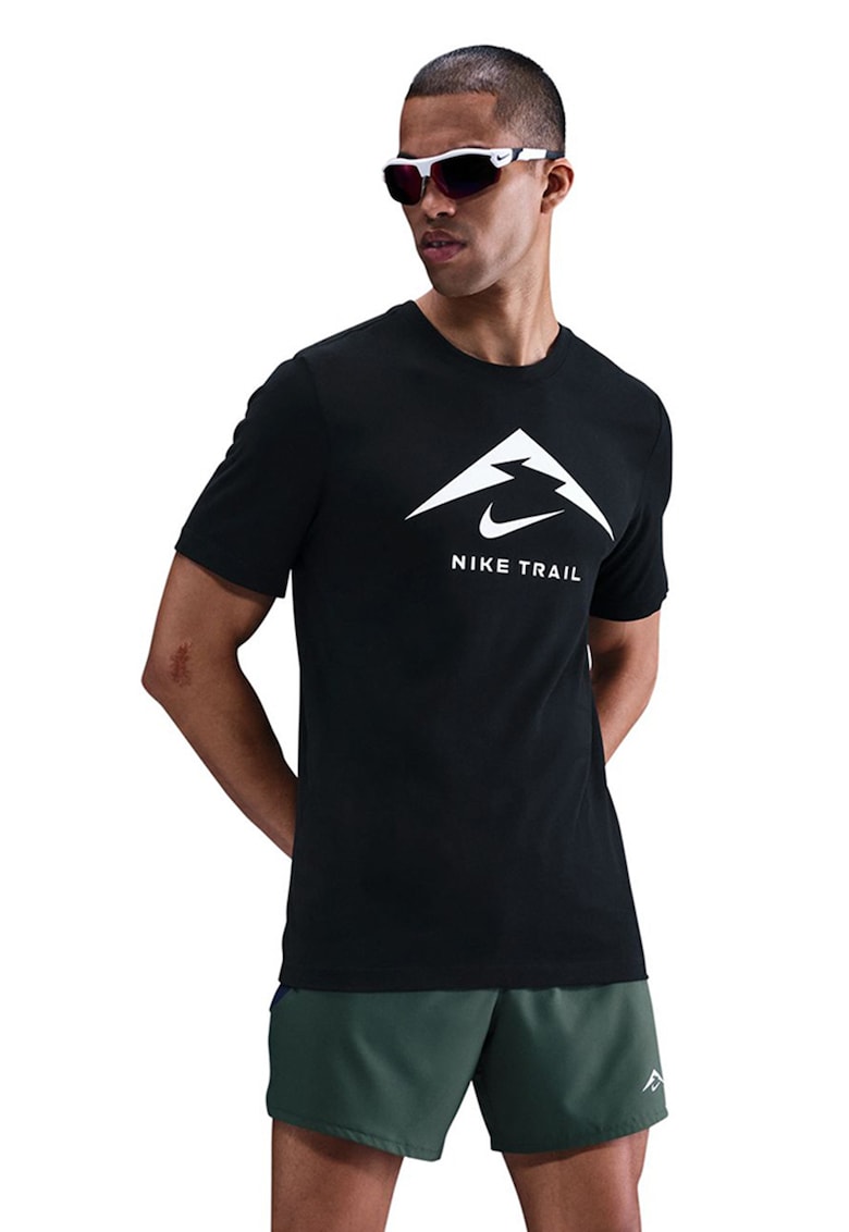 Tricou cu tehnologie Dri-FIT - pentru alergare Tricou cu tehnologie Dri-FIT - pentru alergare