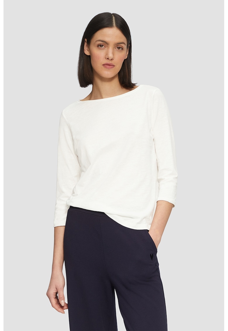 Bluza lejera cu decolteu rotund