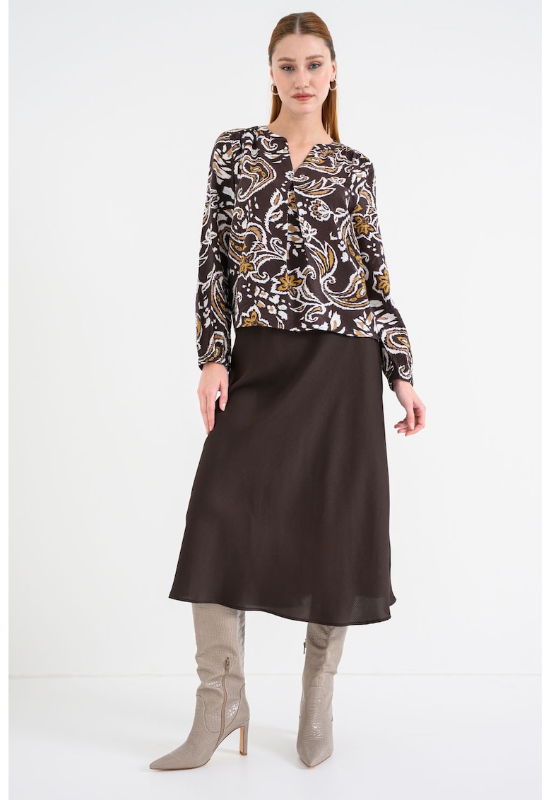 Bluza lejera cu decolteu in V