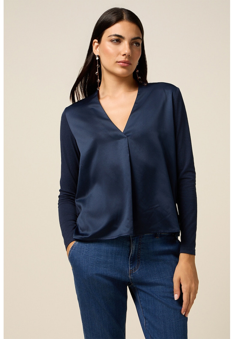 Bluza cu decolteu in V