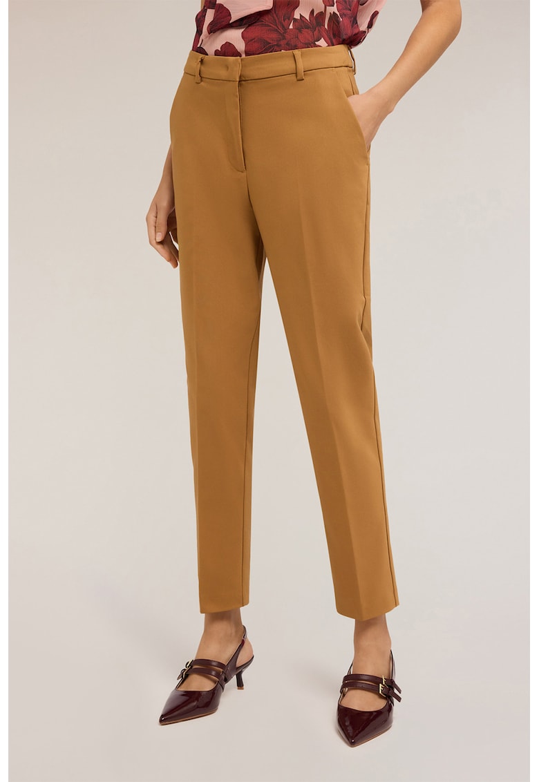 Pantaloni cu croiala conica si buzunare oblice Pantaloni cu croiala conica si buzunare oblice