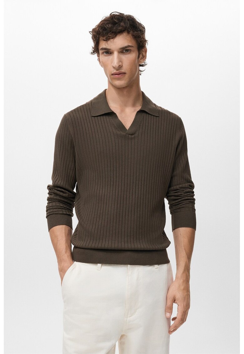 Pulover striat cu decolteu in V - Maro inchis