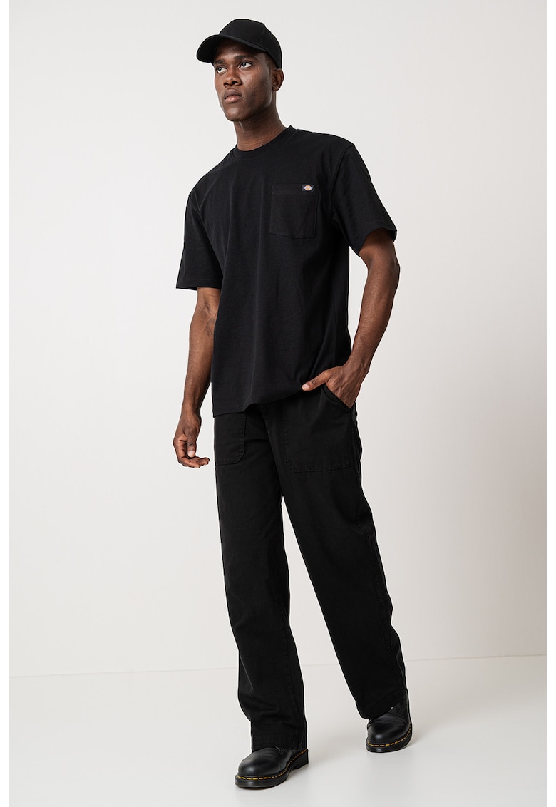 Tricou lejer cu buzunar pe piept Tricou lejer cu buzunar pe piept