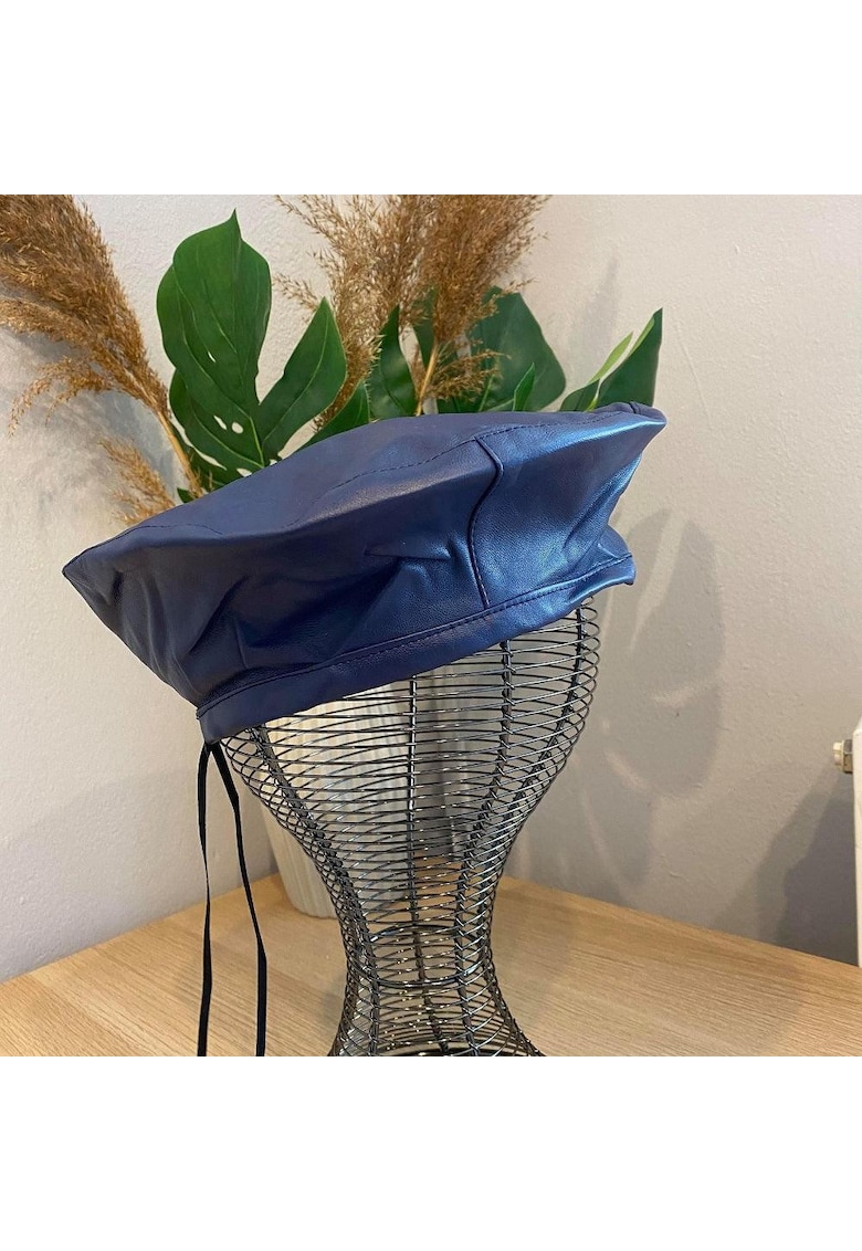 Bereta bleumarin - din piele ecologica - Sophy -