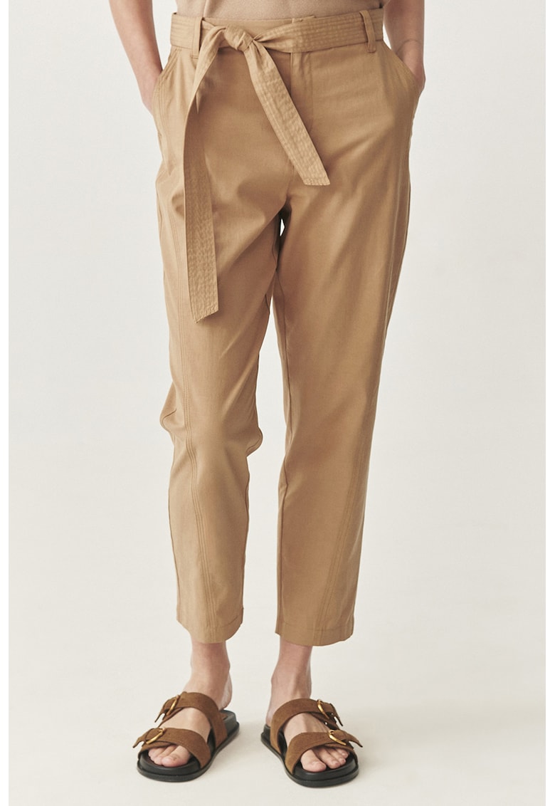 Pantaloni conici din amestec de lyocell