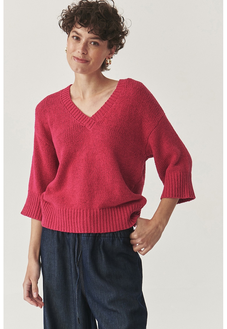 Pulover cu decolteu in V si maneci 3/4